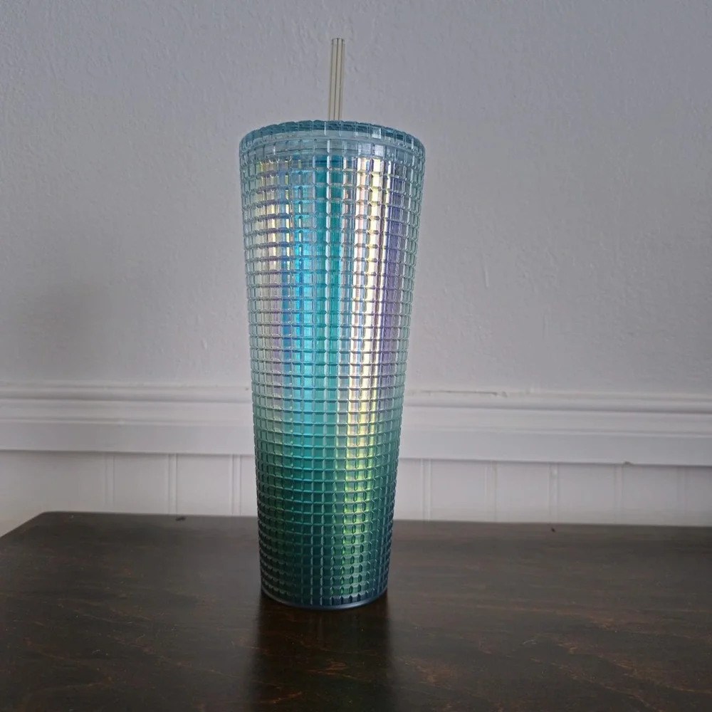 Starbucks 2022 Jeweled Rainforest Green Ombre Cold Cup Tumbler 24 oz Venti